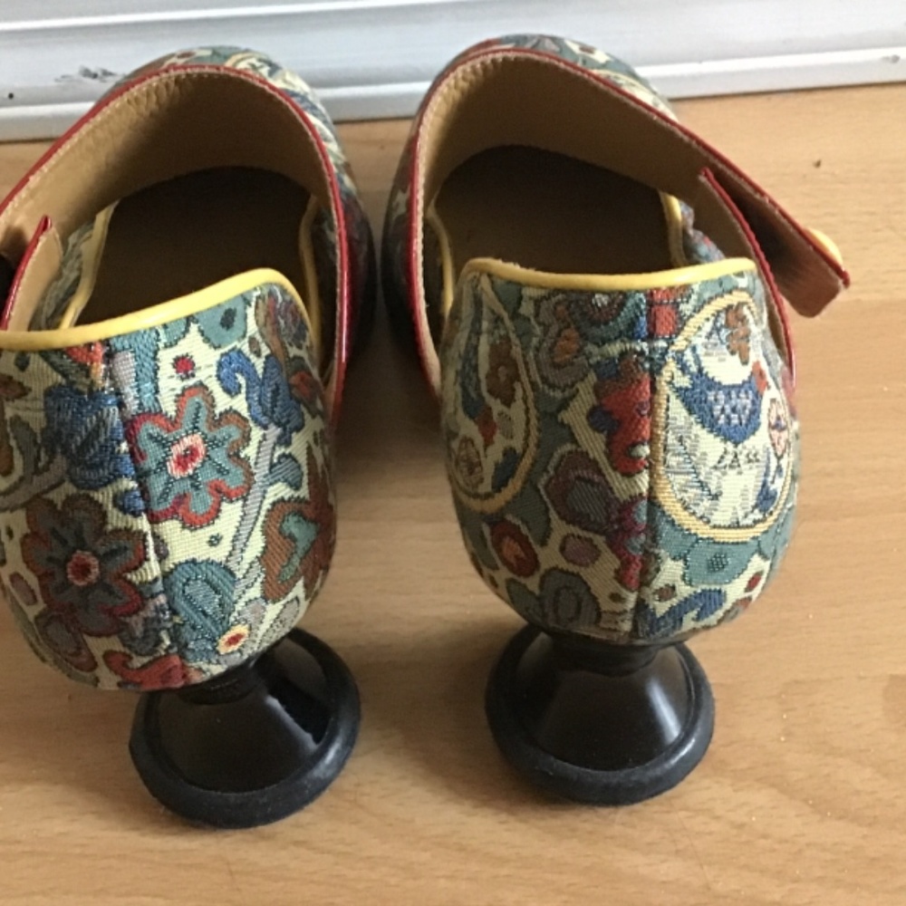 JOHN FLUEVOG LADIES ZAZA MARY JANE WIDE STRAP FABRIC  SHOE inc. SHOE BAG - Picture 4 of 15